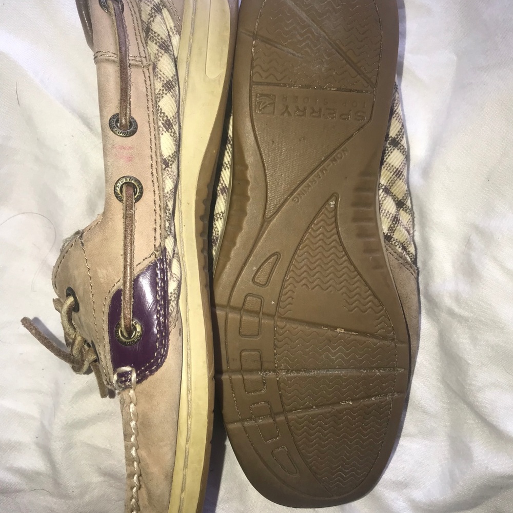Sperry's - Picture 2 of 2